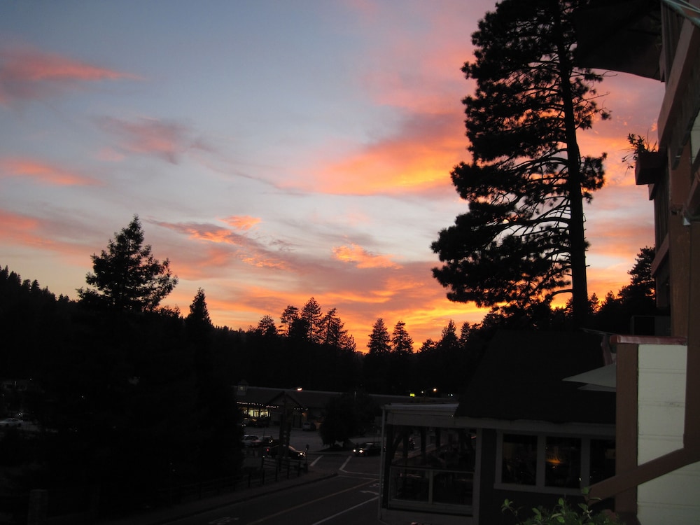 The North Shore Inn - photo 130