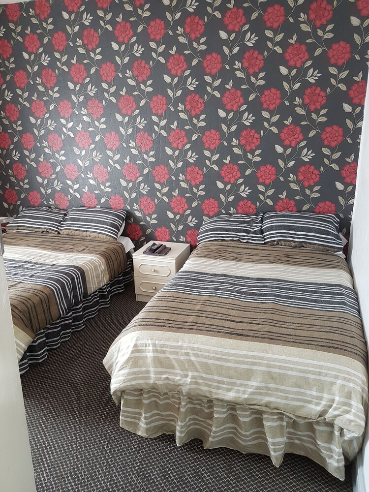 Crompton Hotel - carbon neutral hotel in Blackpool