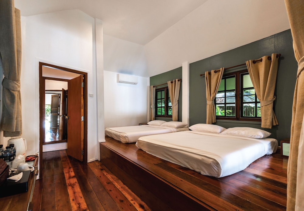 Captain Hook Resort — Ko Kut — photo 2