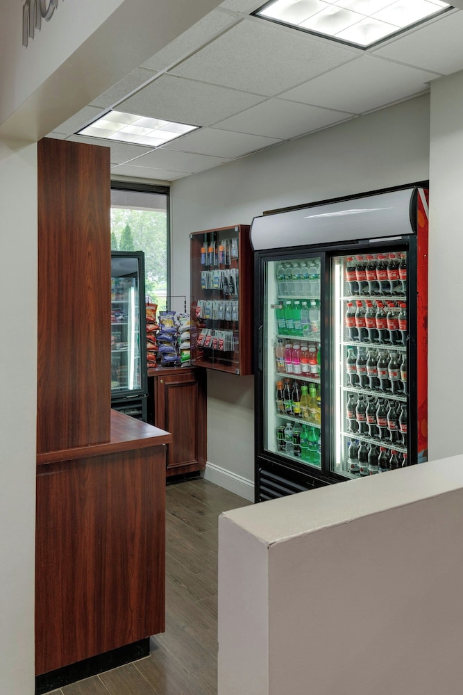 Courtyard by Marriott in Portsmouth - photo 24