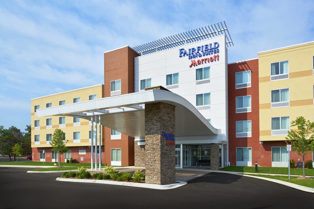 Fairfield Inn & Suites by Marriott Detroit Troy - photo 26