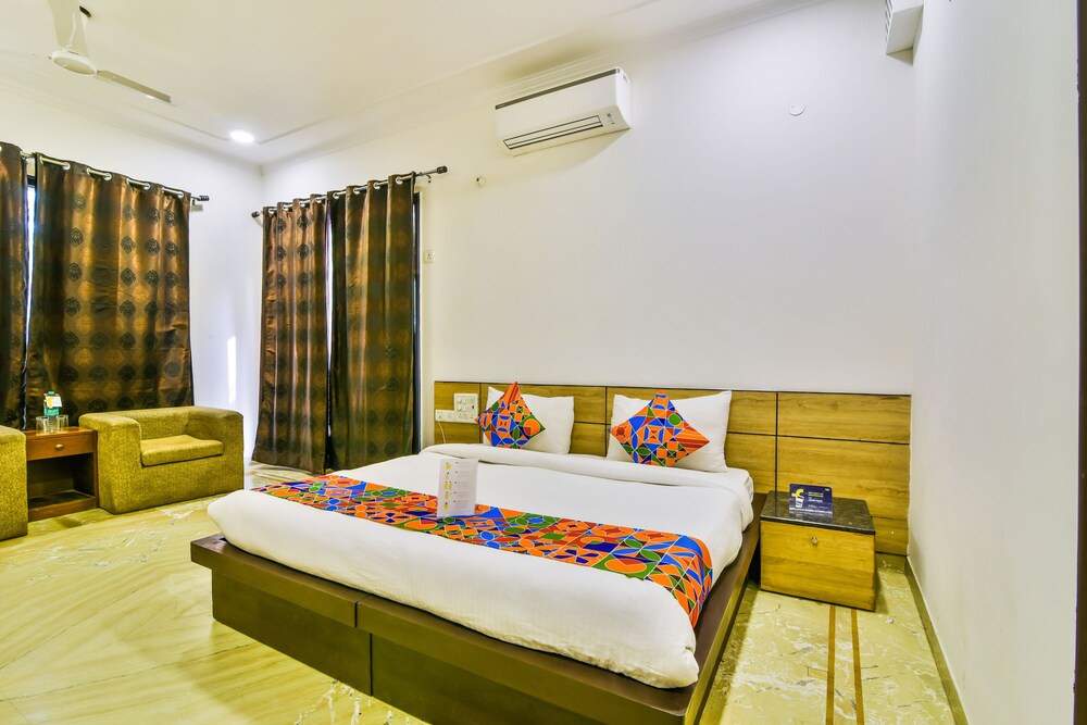 FabHotel Rallkmas - last minute hotel in Gurgaon