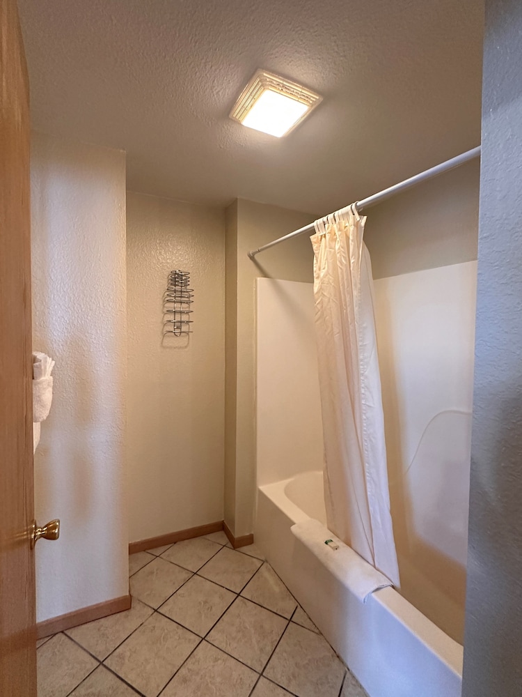 Alhonna Resort LLC - photo 223