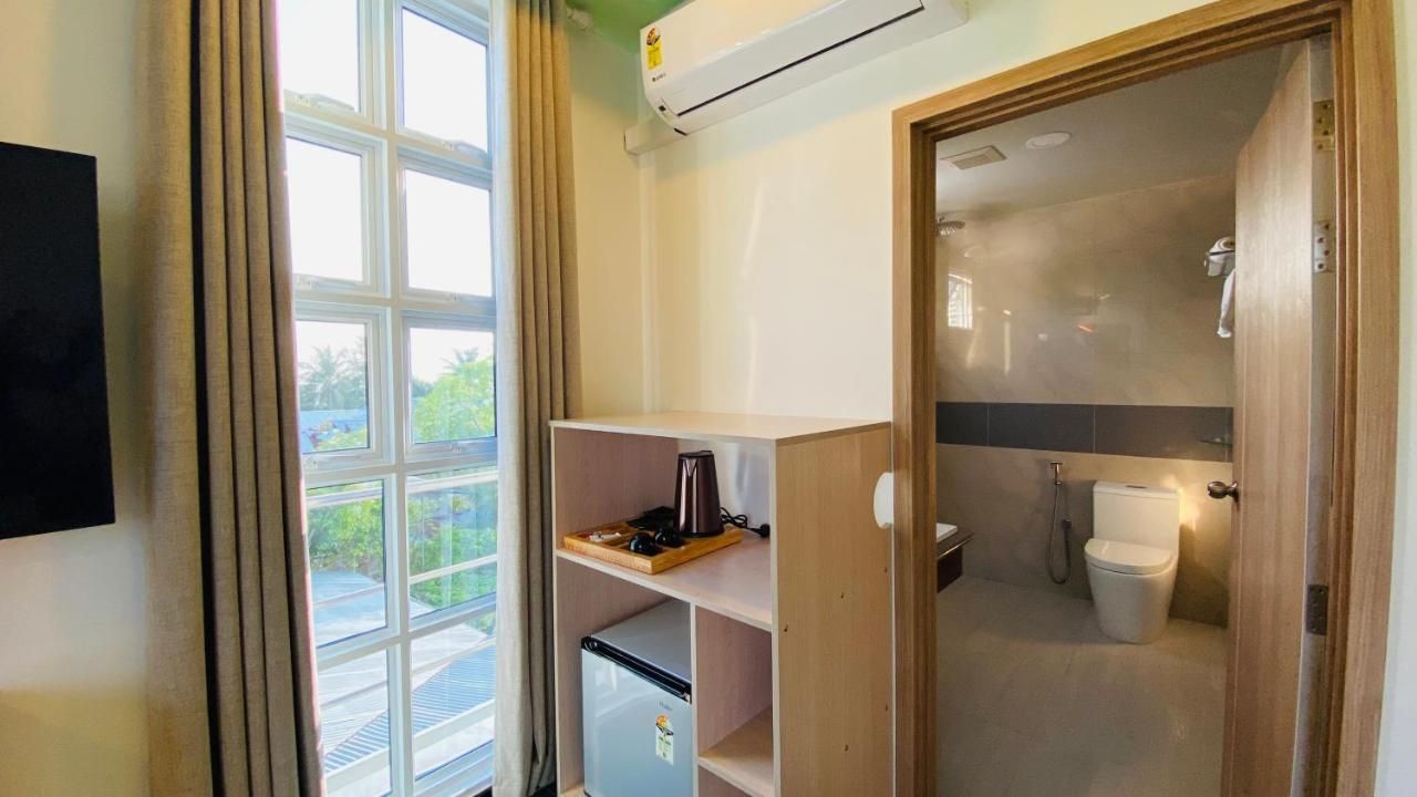 Alimas Holiday Retreat Maldives in Felidhoo, Maldives