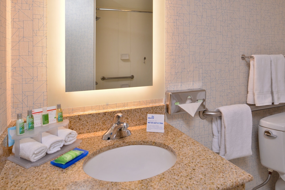 Holiday Inn Express Stockton Southeast by IHG - photo 14