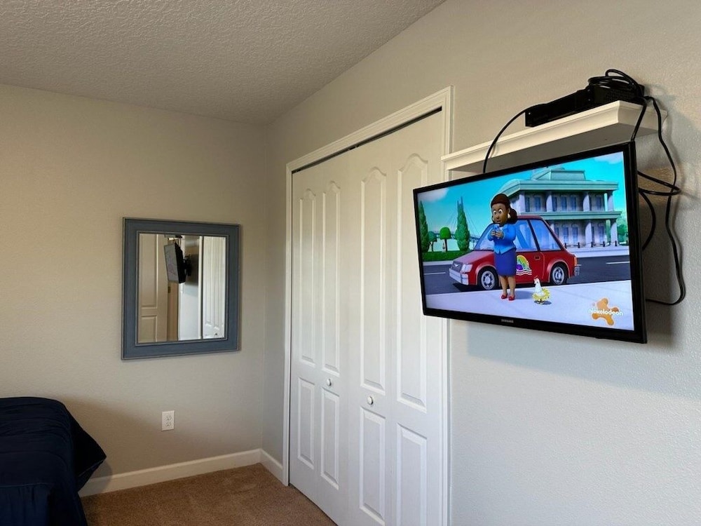 Spacious Family Getaway W Resort 3154pp 5 Bedroom Home by RedAwning - photo 53