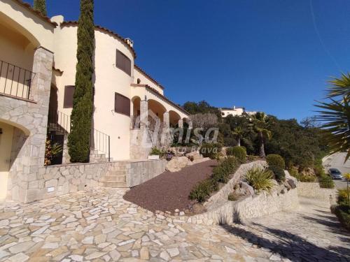 Casa Bellota — 4-Star Luxury Hotel in Calonge, Spain