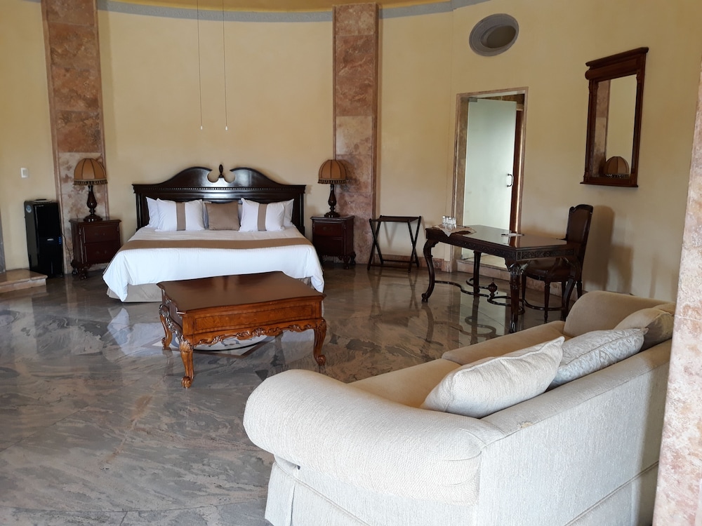 The Lorian Club in Cocoyoc, Mexico