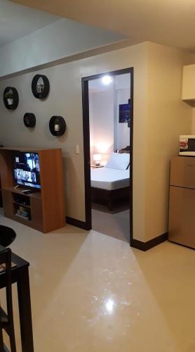 M&P s Place Manhattan Heights Araneta City Cubao — 4-Star Luxury Hotel in Manila, Philippines