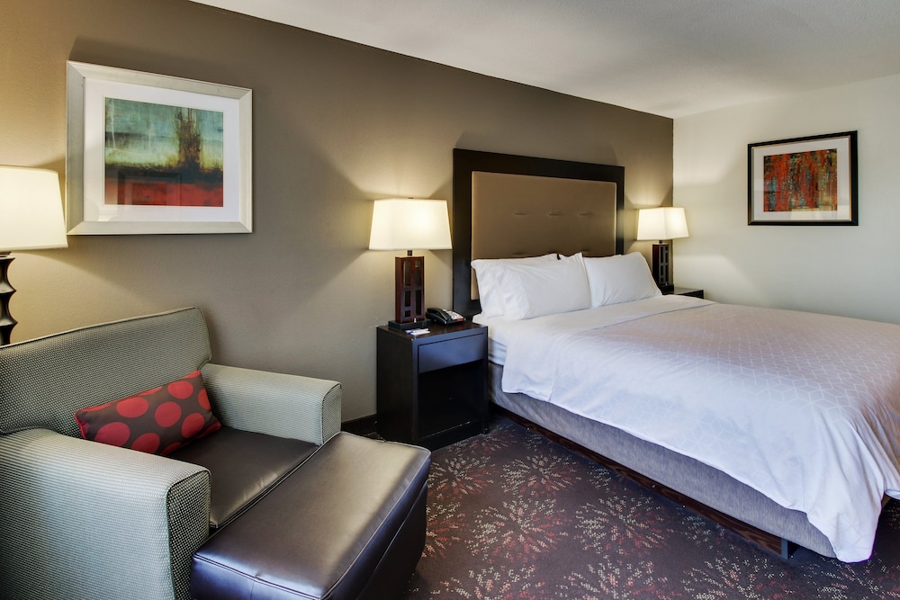 Holiday Inn Express Hotel & Suites Lancaster Lititz by IHG - photo 12