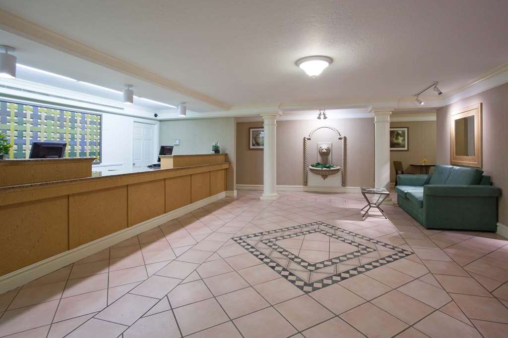 La Quinta Inn by Wyndham Cheyenne - photo 7