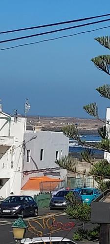 El Marinero Piso 2 Y Piso 3 in Tinajo, Spain