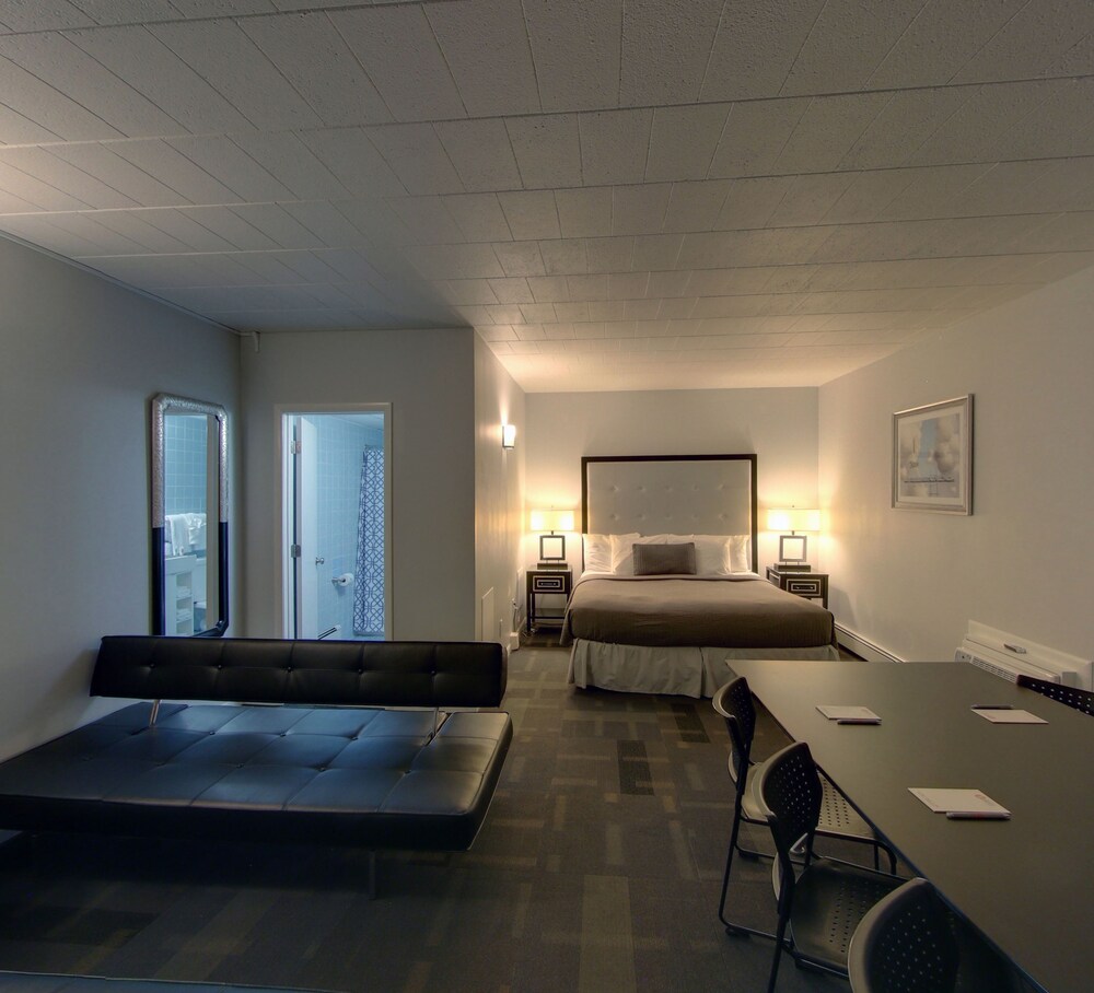 Hotel Royal Oak - photo 26