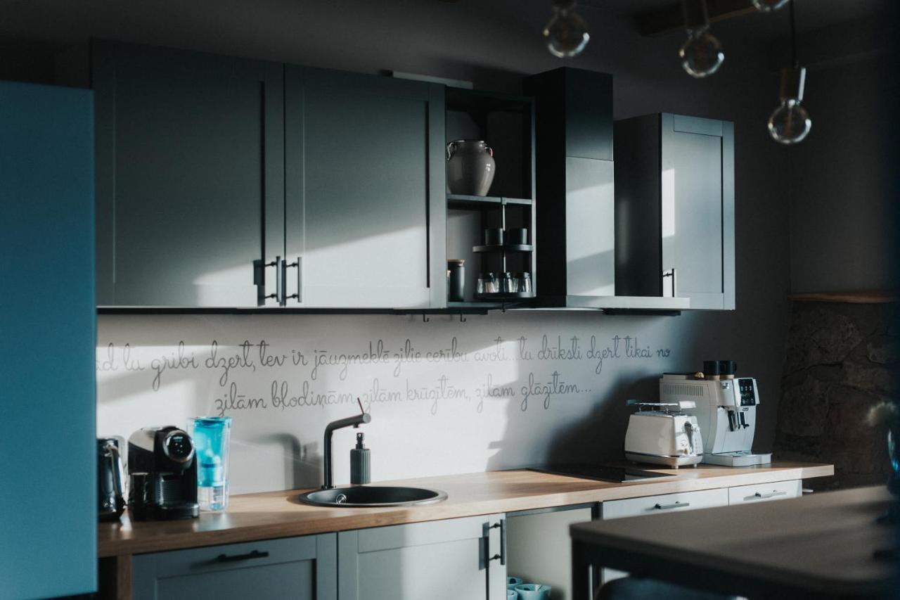 Zilais Zirgs in Skriveri, Latvia