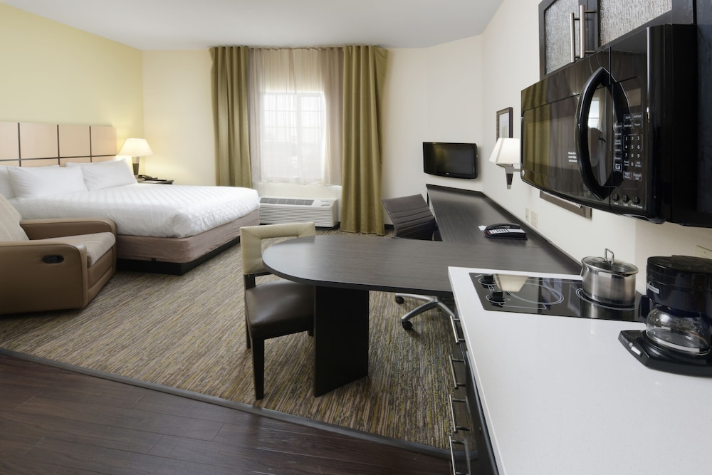 Candlewood Suites Odessa by IHG - photo 11