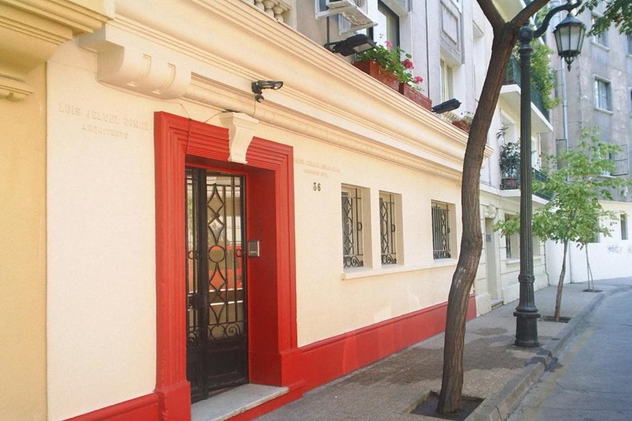 Hotel Quito — hotel in Santiago