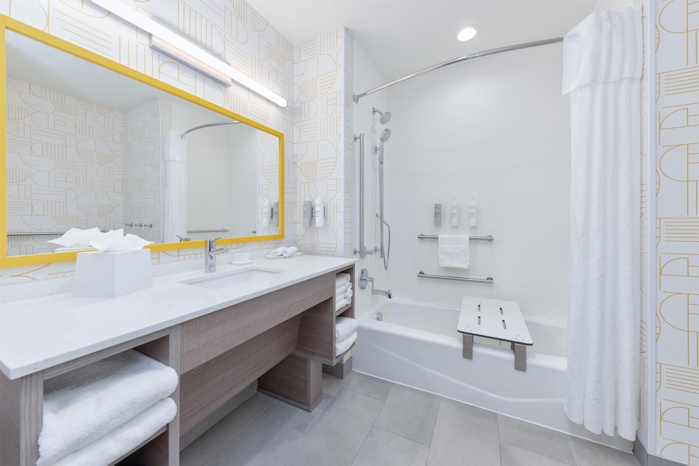 Home2 Suites by Hilton Paris - photo 27