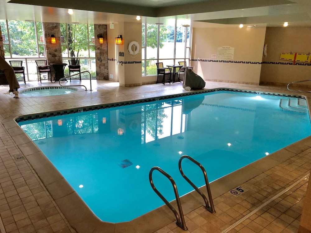 Hilton Garden Inn Boise Eagle - photo 68