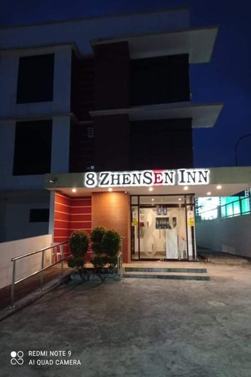 8 Zhensen Inn in Bacoor, Philippines