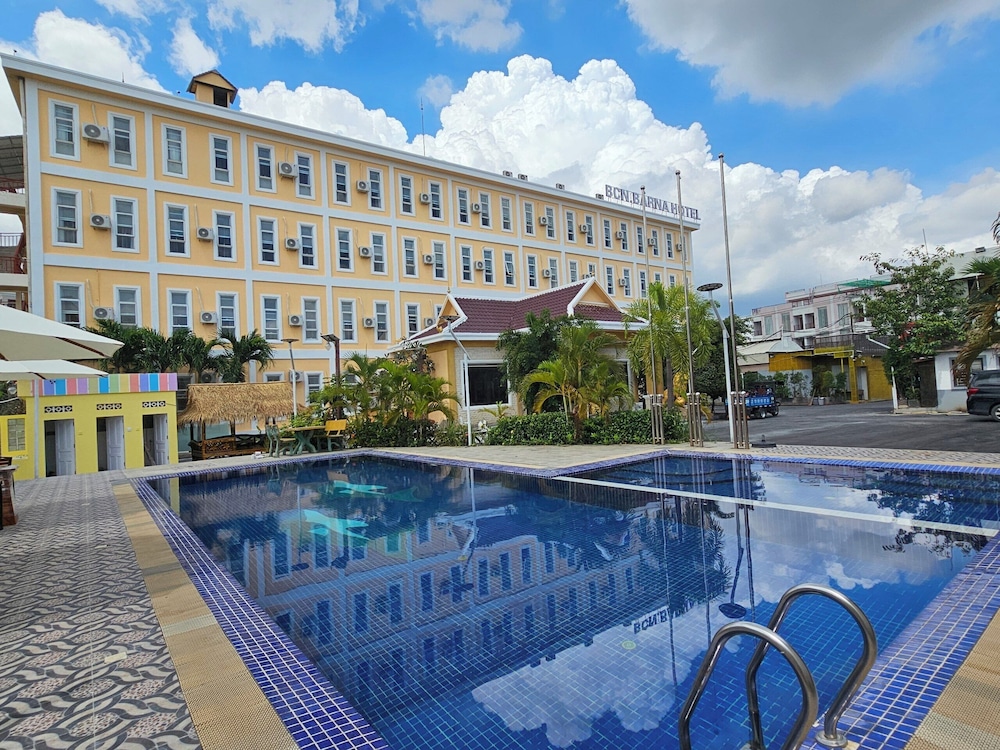 Bcn Barna Hotel — hotel in Ta Khmau
