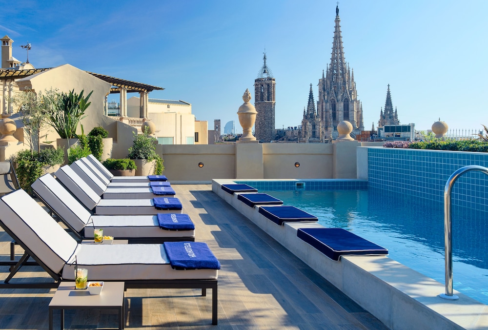 H10 Madison — 4-Star Luxury Hotel in Barcelona, Spain