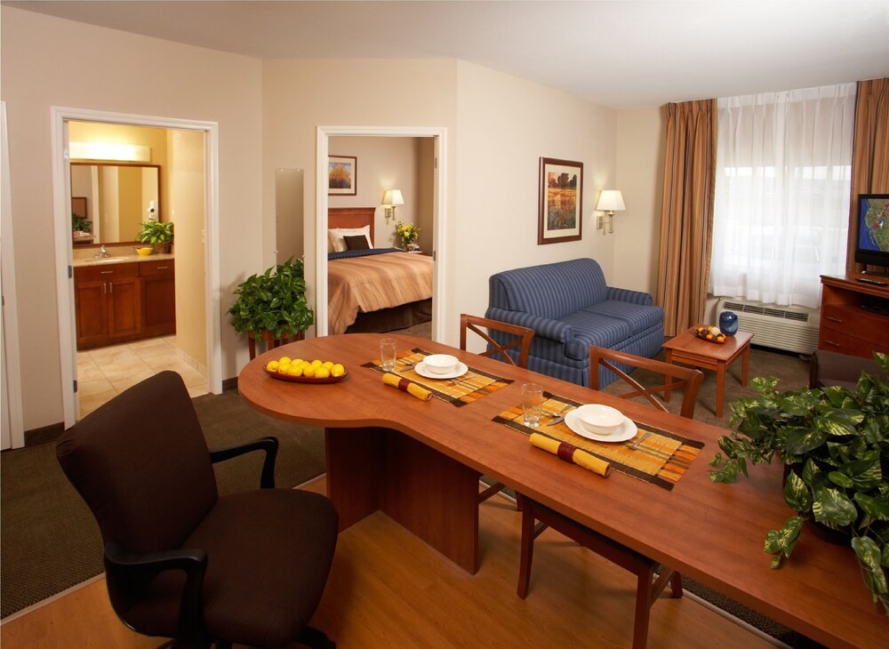 Candlewood Suites Avondale New Orleans by IHG - photo 4