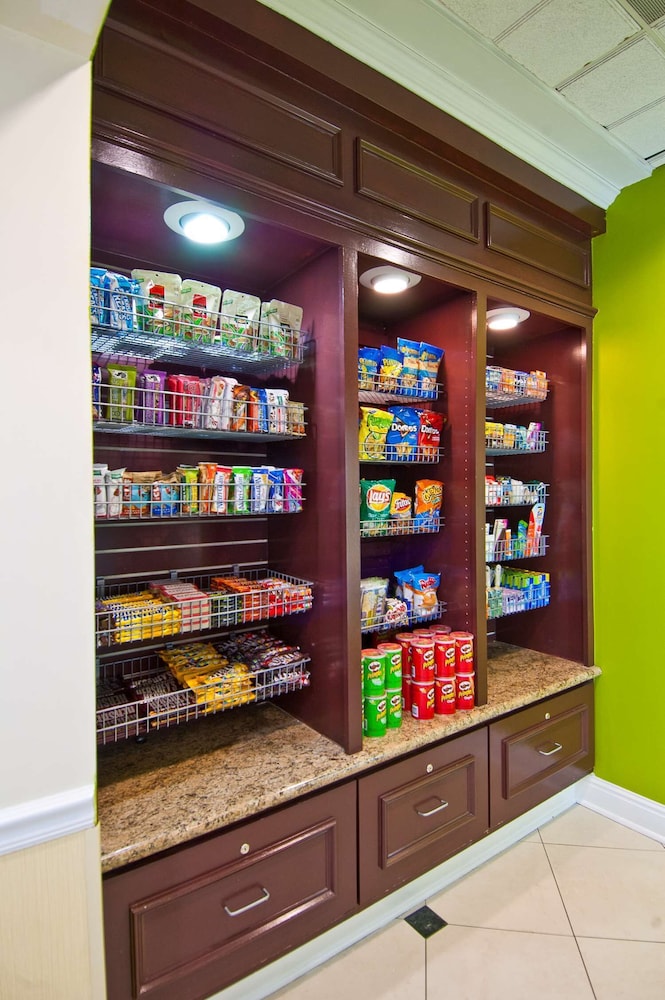 Hilton Garden Inn Jackson Pearl - photo 64