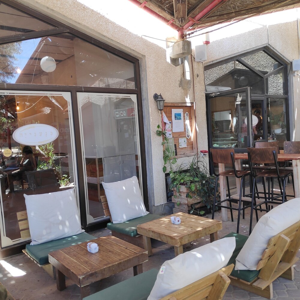 Shoshanat Hamidbar — hotel in Beersheba