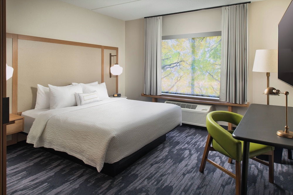 Fairfield Inn & Suites Athens Marriott - photo 12