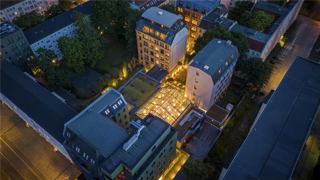 sly Berlin exterior by night