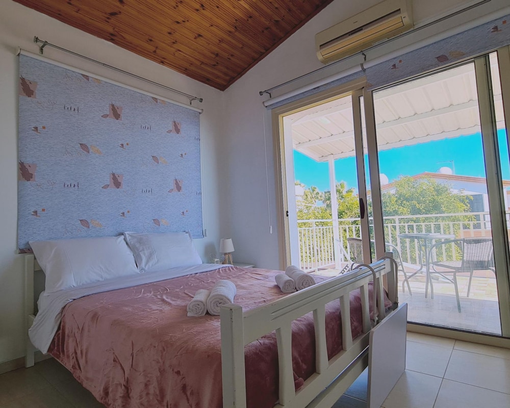 10 MEN Stay Crystal Waves Maisonette