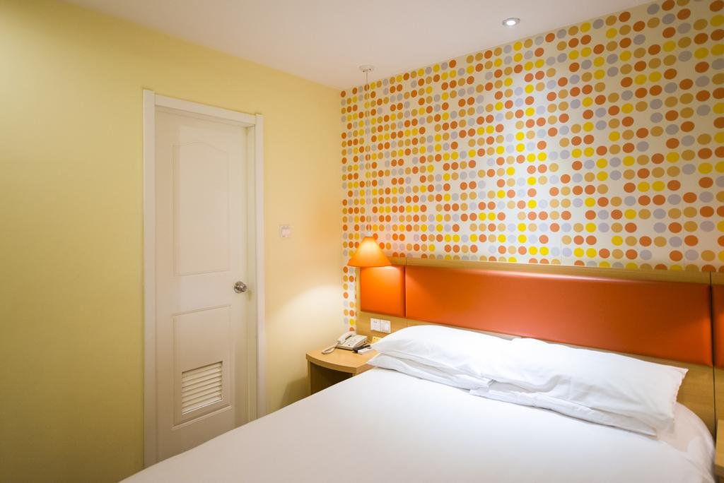 Home Inn — hotel in Yinchuan
