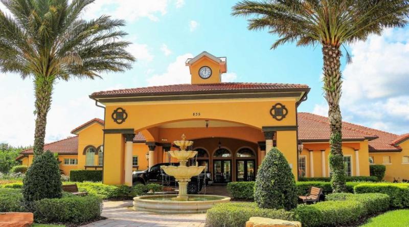 Watersong Resort Homes — 4-Star Luxury Hotel in Davenport, United States