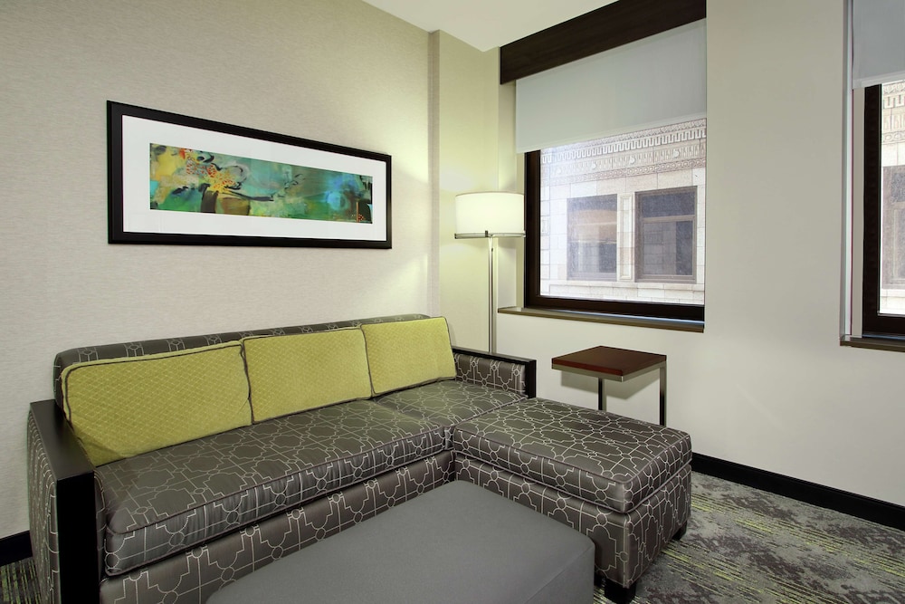 Embassy Suites By Hilton Pittsburgh Downtown - photo 27