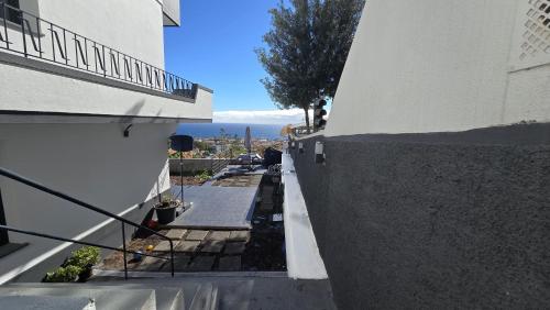 Vila Loki — 4-Star Luxury Hotel in Funchal, Portugal