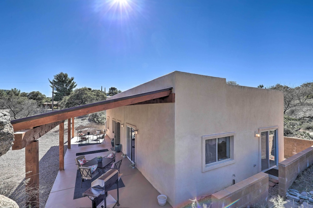 Desert Gem with Patio And Grill Near Oracle St Park — 4-Star Luxury Hotel in Oracle, United States