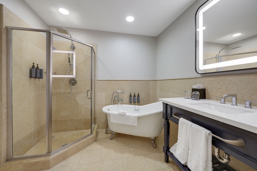 The Westin Sacramento Riverfront Hotel & Spa - photo 39