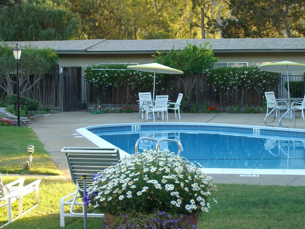 Contenta Inn - photo 32