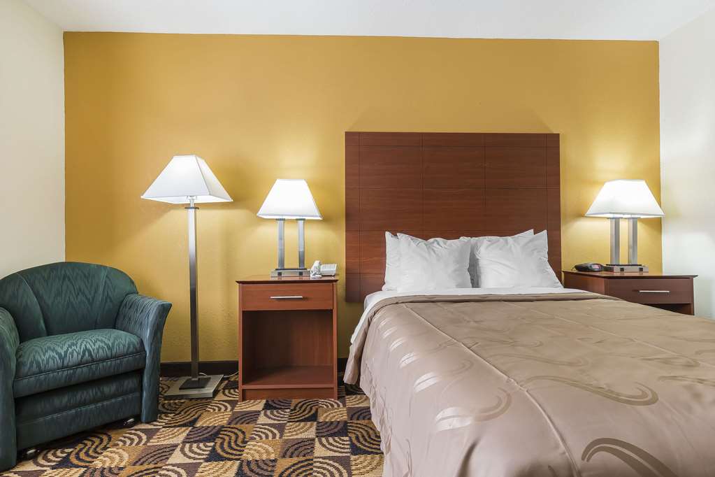 Quality Inn Sycamore DeKalb - photo 18