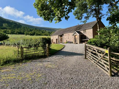 Baddegai Holiday Cottage — 5-Star Luxury Hotel in Brecon, United Kingdom