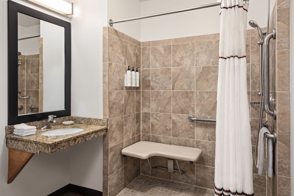 TownePlace Suites by Marriott Minneapolis Downtown NorthLoop - photo 19