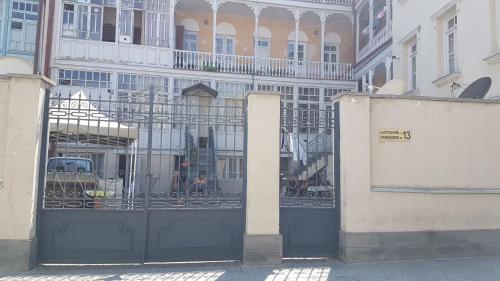 Azat Номе — 4-Star Luxury Hotel in Tbilisi, Georgia