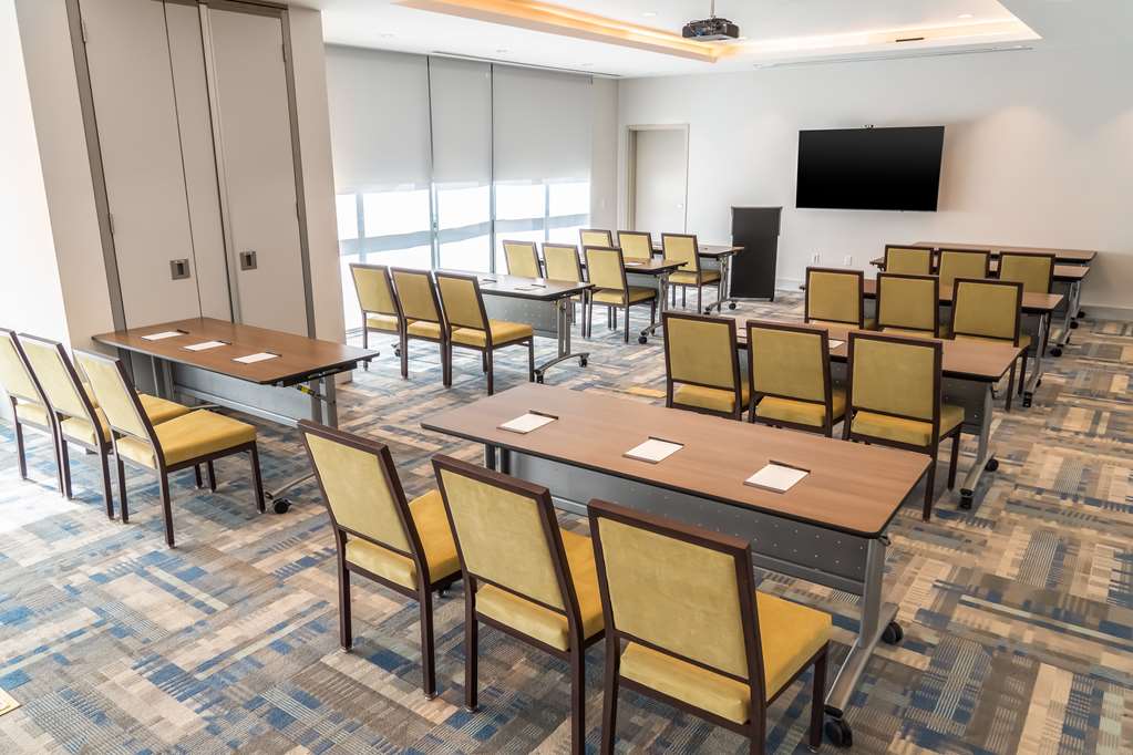 Hyatt Place Gainesville Downtown - photo 37