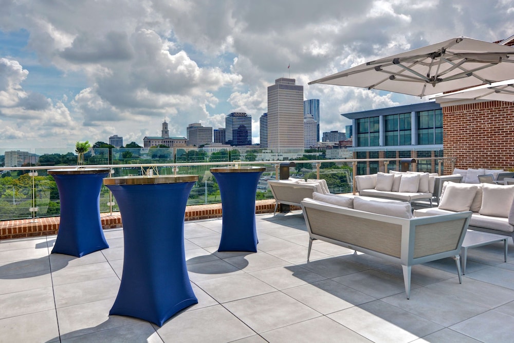 Hampton Inn & Suites Nashville Downtown Capitol View - photo 53