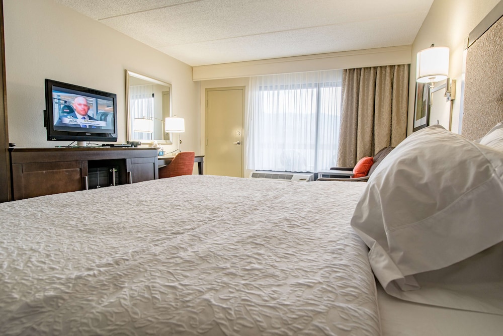 Hampton Inn Caryville I 75 Cove Lake State Park - photo 34