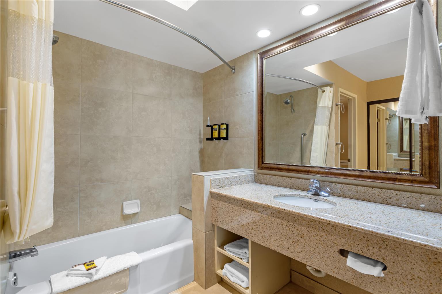 Best Western Plus Big America - photo 46