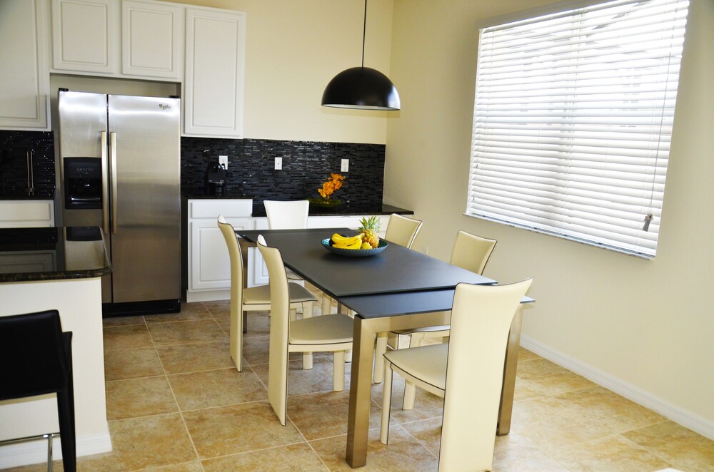 Bella Vida Resort by Fidelity Vacation Homes - photo 15