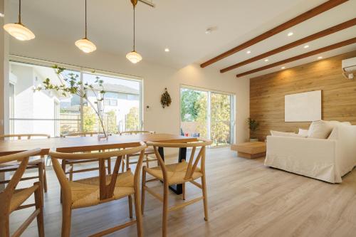 New Villa Natural J 伊豆高原 城ヶ崎海岸 — 4-Star Luxury Hotel in Ito, Japan