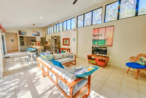 The Sunrise Surfhouse Sunrise at 1770 in Agnes Water, Australia