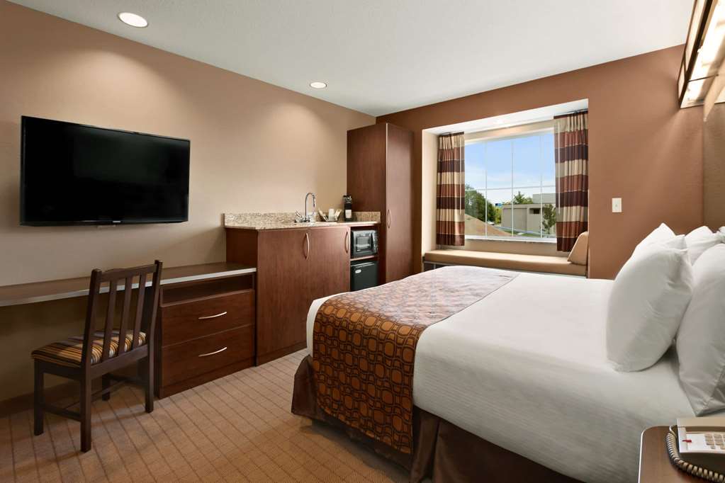 Microtel Inn & Suites by Wyndham St Clairsville Wheeling - photo 12